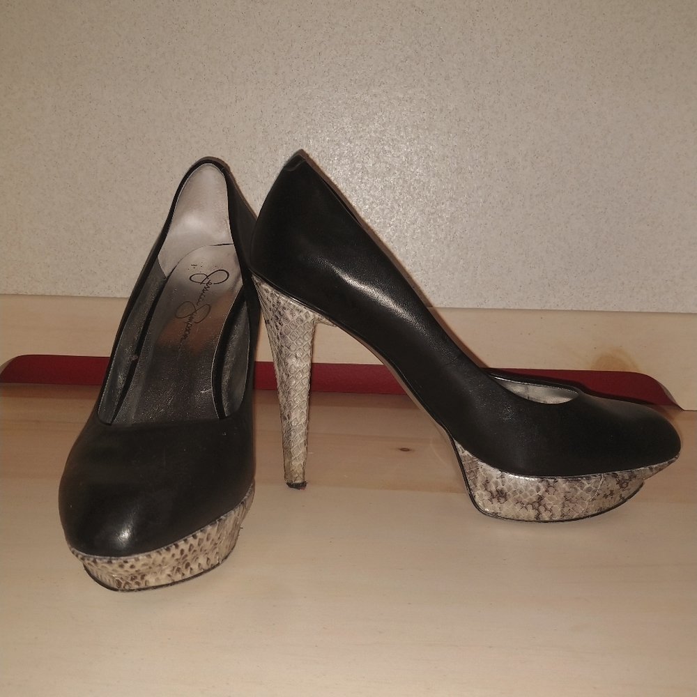 Jessica Simpson "Salina" heels